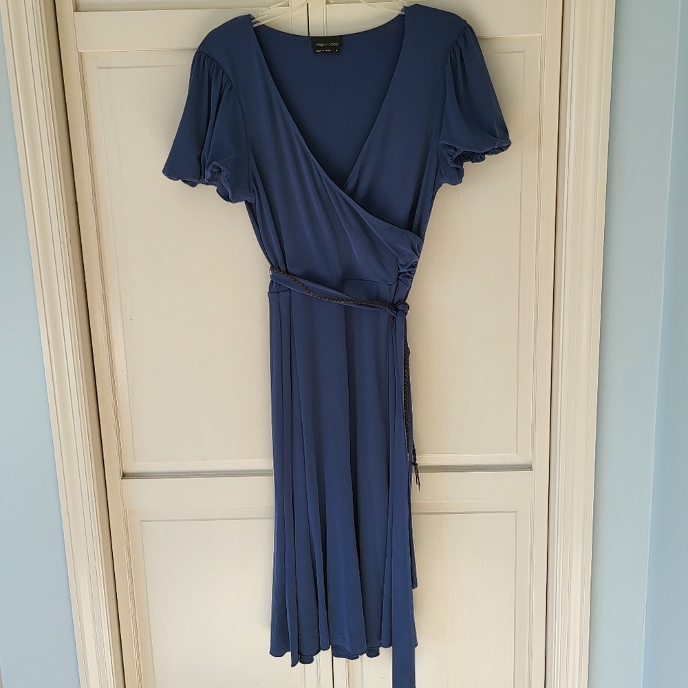 Short sleeve dress